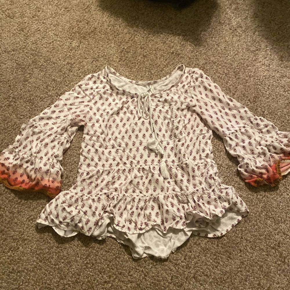 Patterned juniors top/blouse